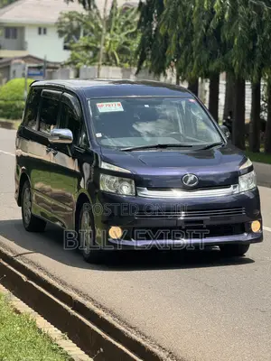 Toyota Voxy 2010 Purple