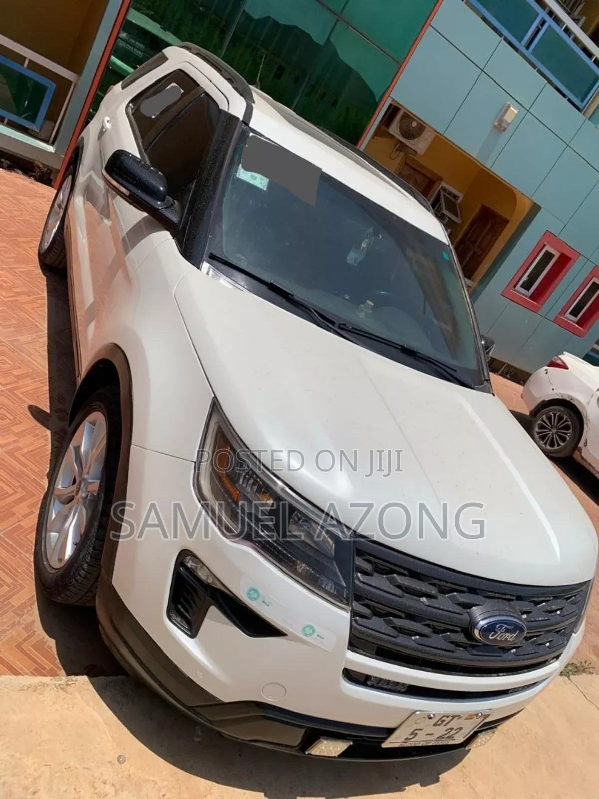 Ford Explorer XLT AWD 2018 White