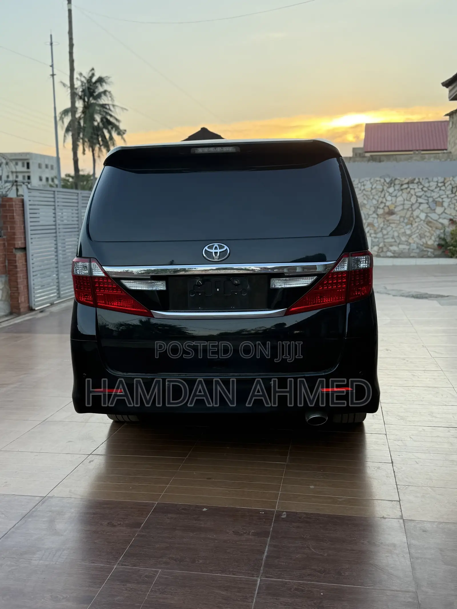Toyota Alphard 2.4 Petrol FWD 2014 Black