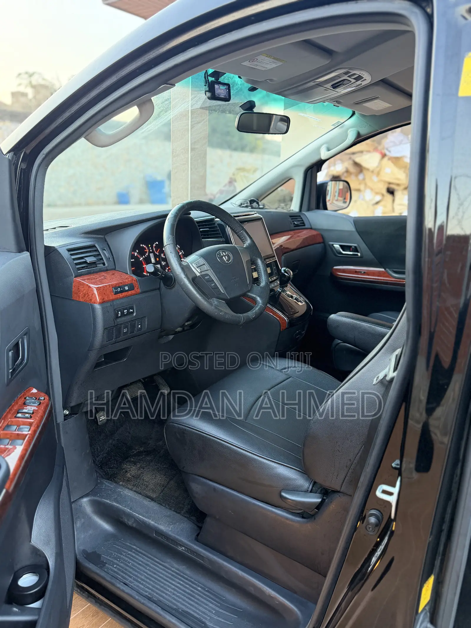 Toyota Alphard 2.4 Petrol FWD 2014 Black