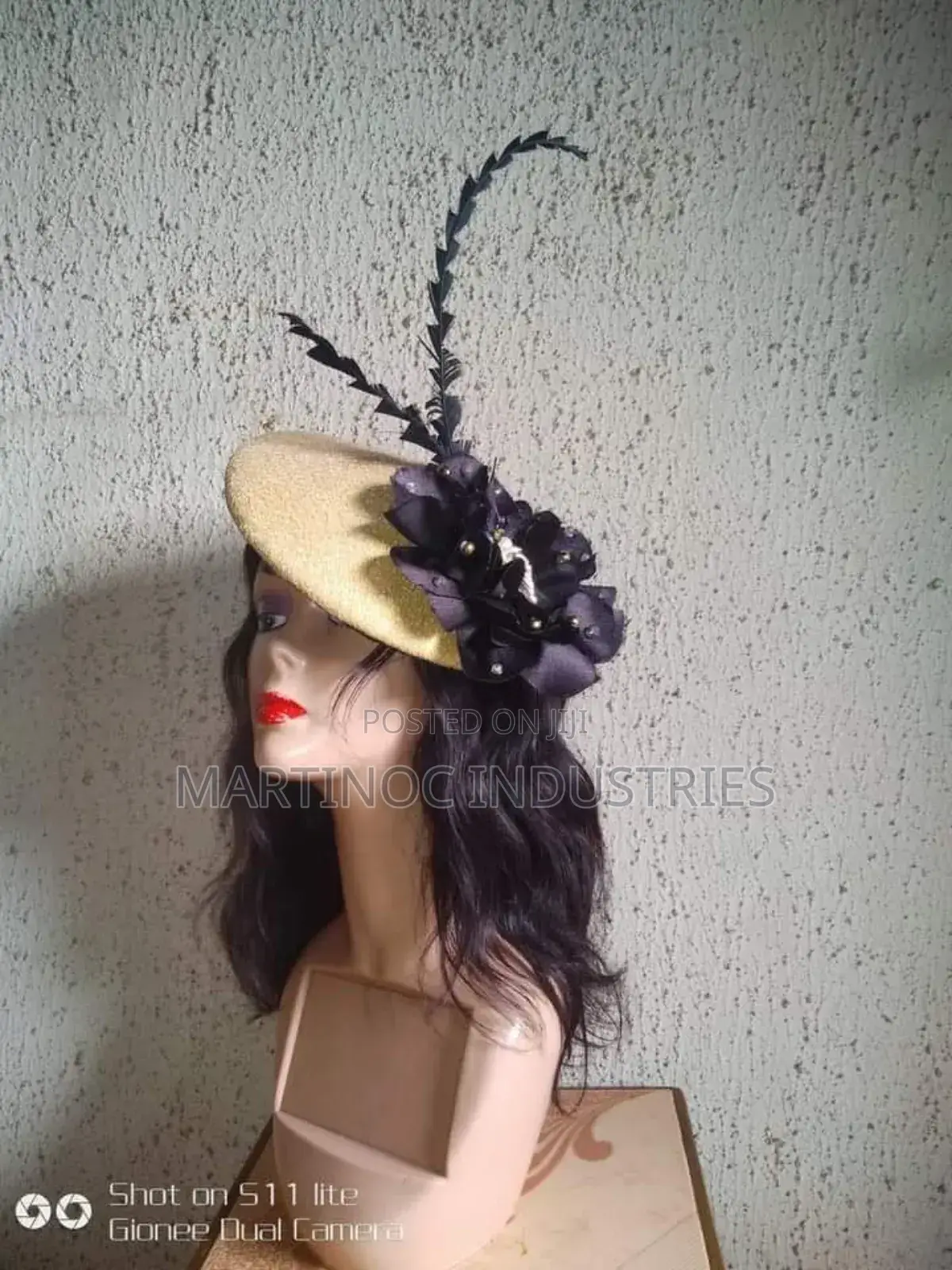 Stylish Fascinator for Events