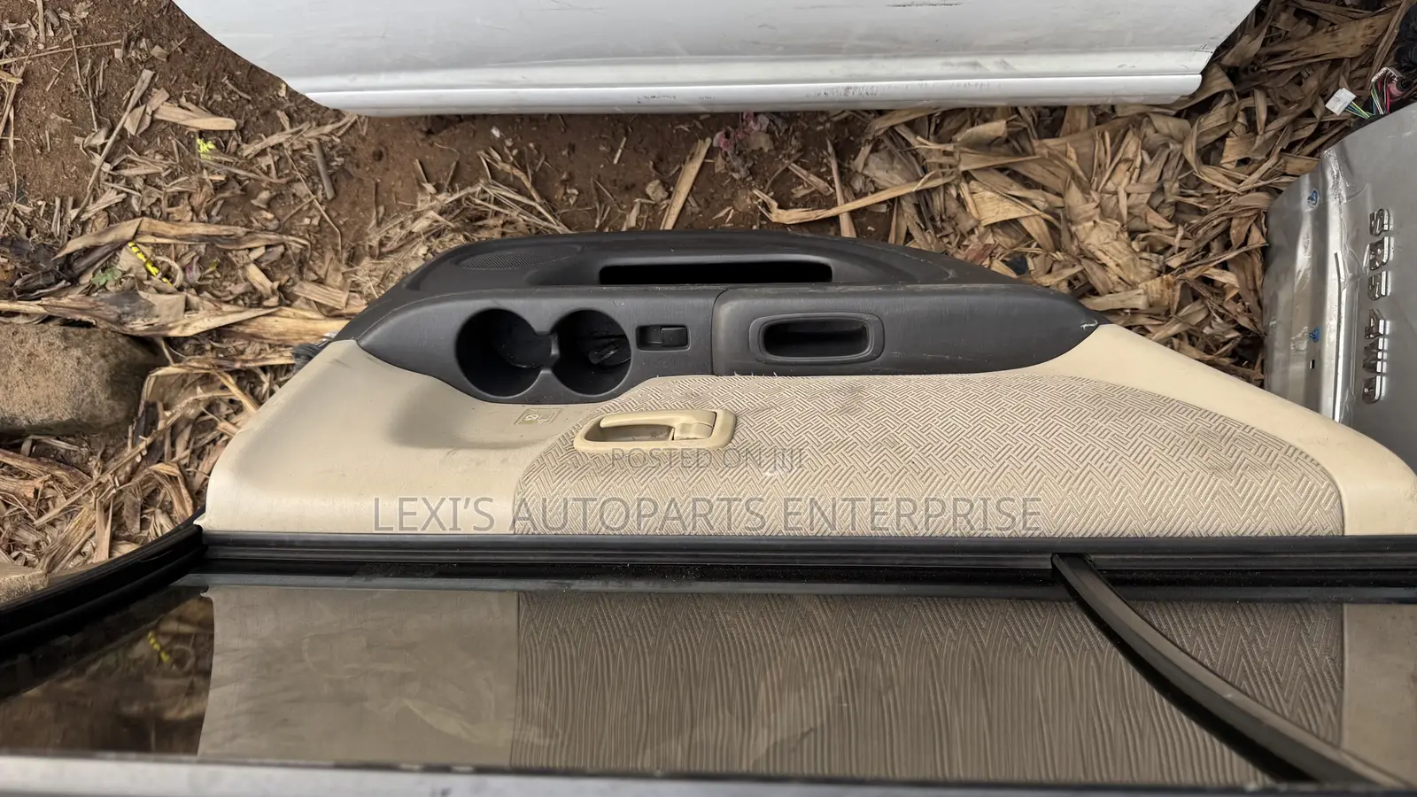 Toyota Highlander 2000,2002,2004,2006 Doors Available