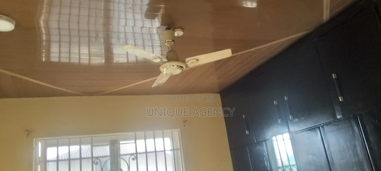 4bdrm Duplex in Baatsona Total for rent