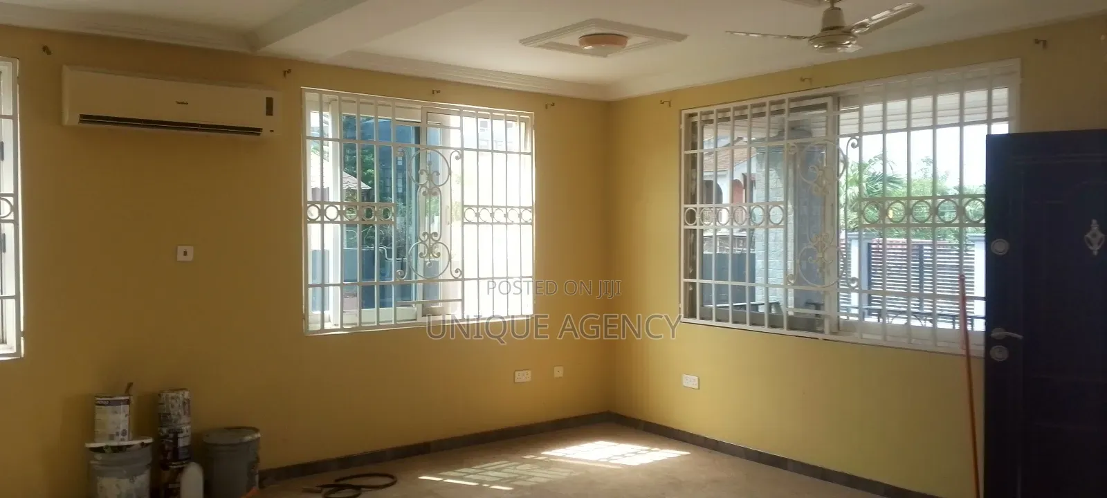 4bdrm Duplex in Baatsona Total for rent