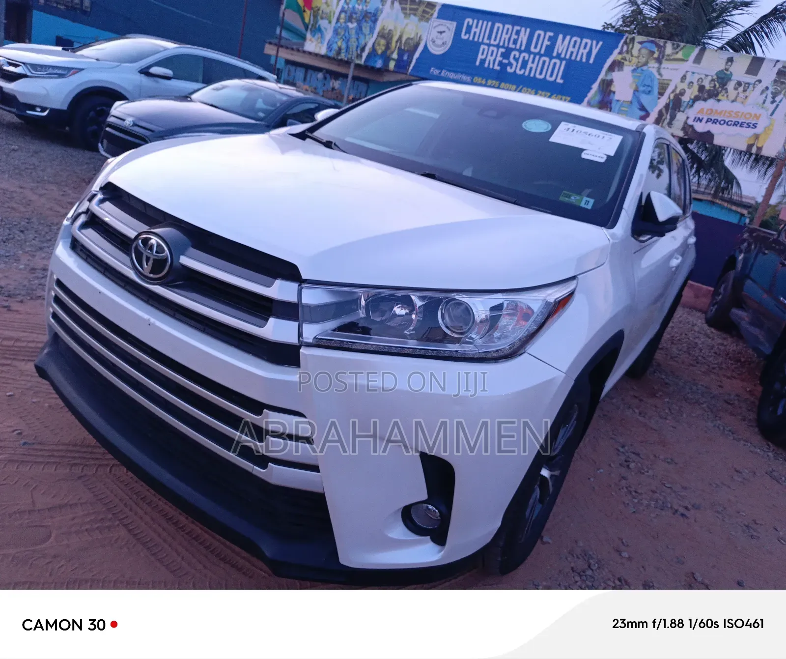 Toyota Highlander LE 2019 White