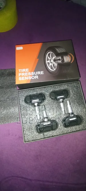 Tire Pressure Monitoring Sensor : M.Benz C, E, S, Cla, CLS Classes.
