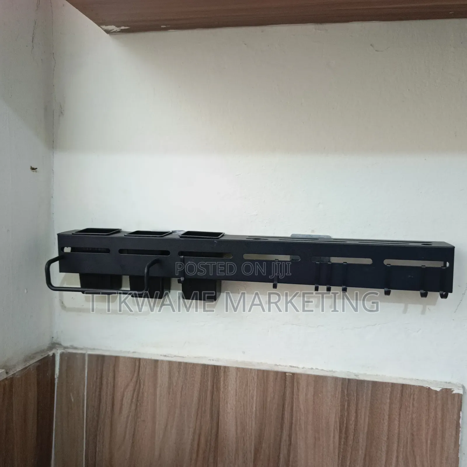 Cutlery Holder