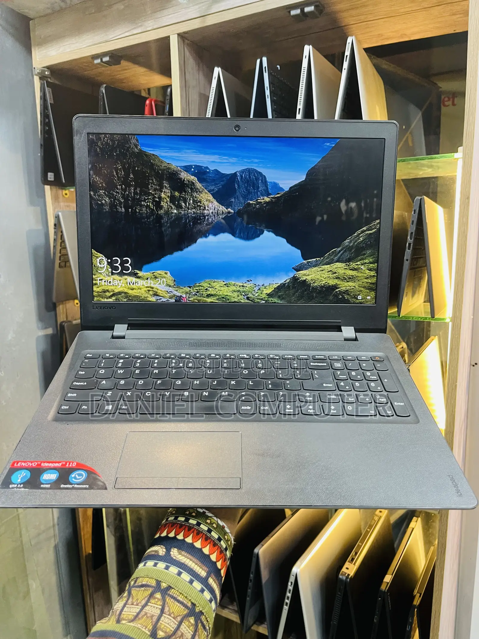 Laptop Lenovo IdeaPad 110 4GB Intel Celeron HDD 500GB