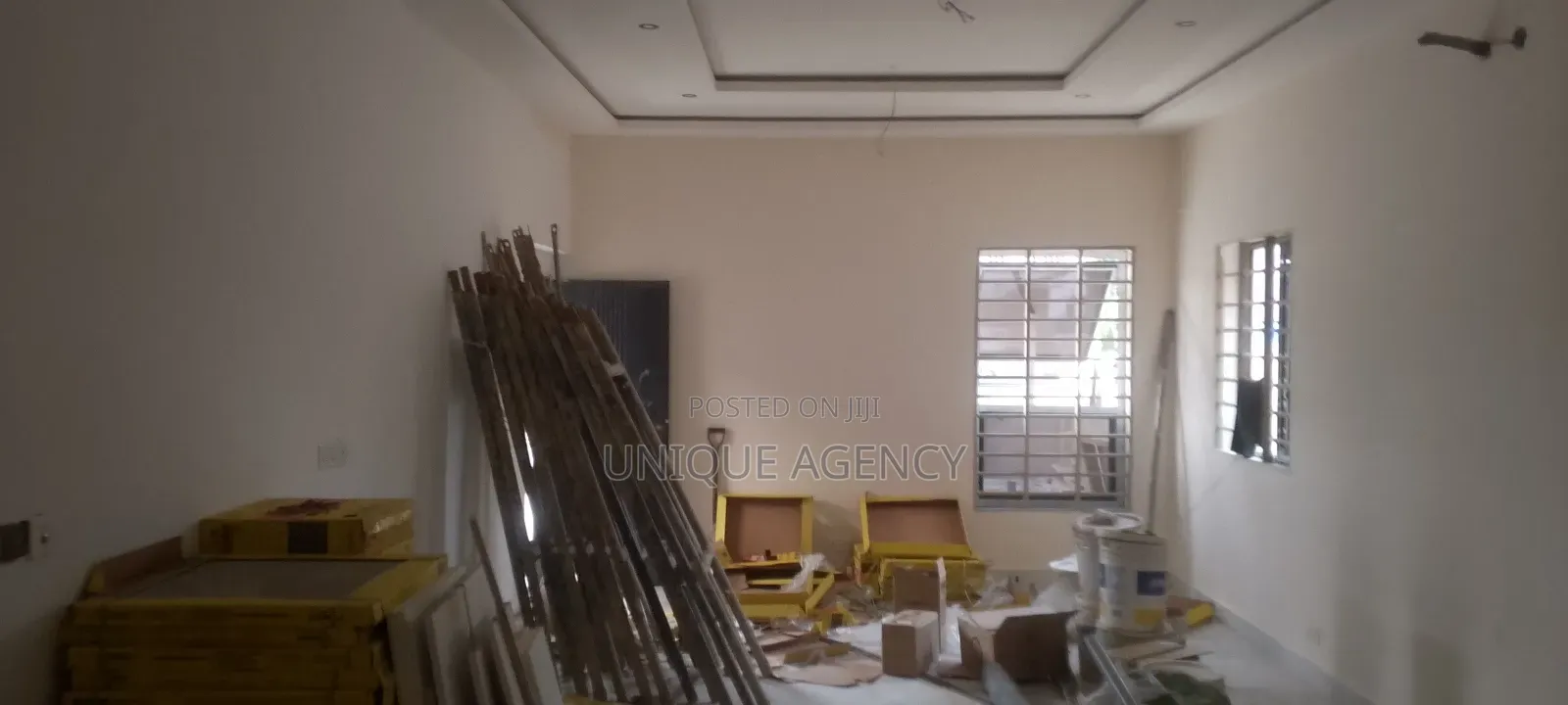 3bdrm Duplex in Baatsona Total for sale