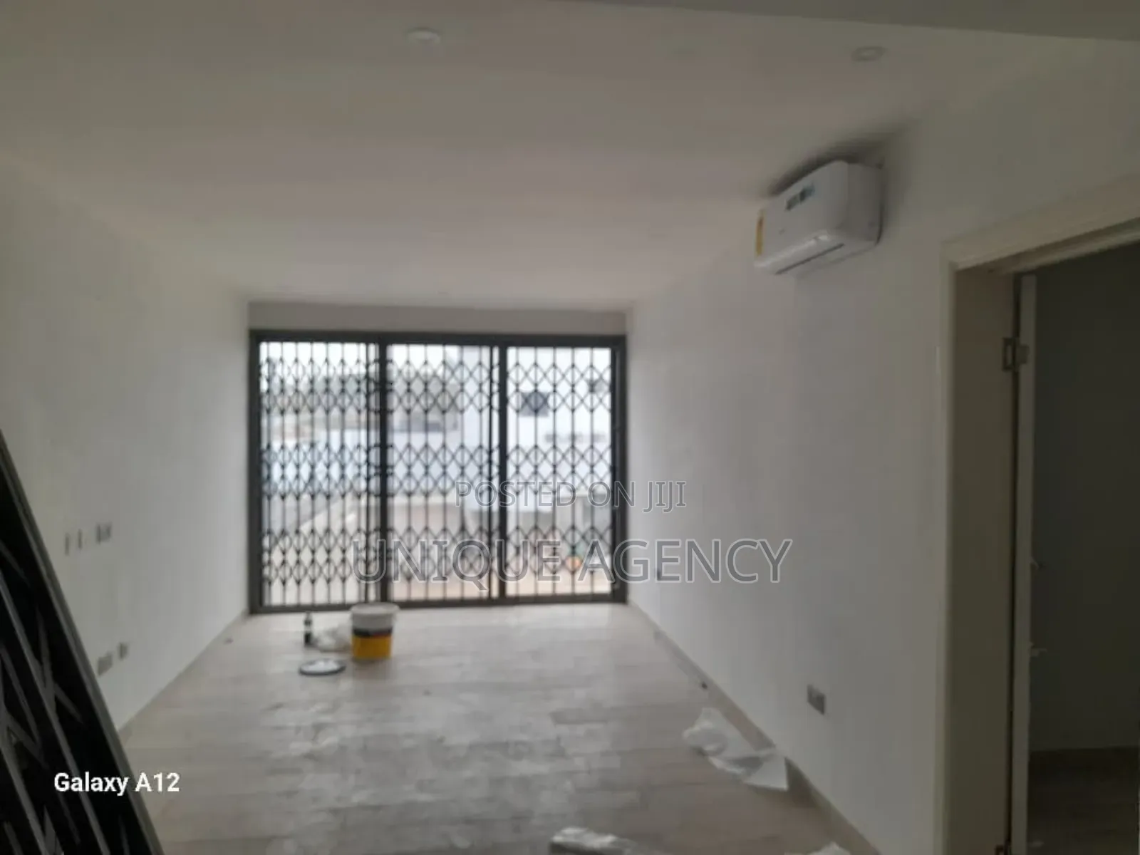 3bdrm Duplex in Baatsona Total for sale