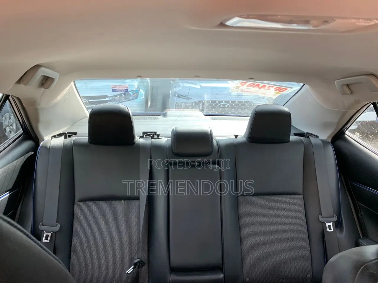 Toyota Corolla SE (1.8L 4cyl 2A) 2018 Blue