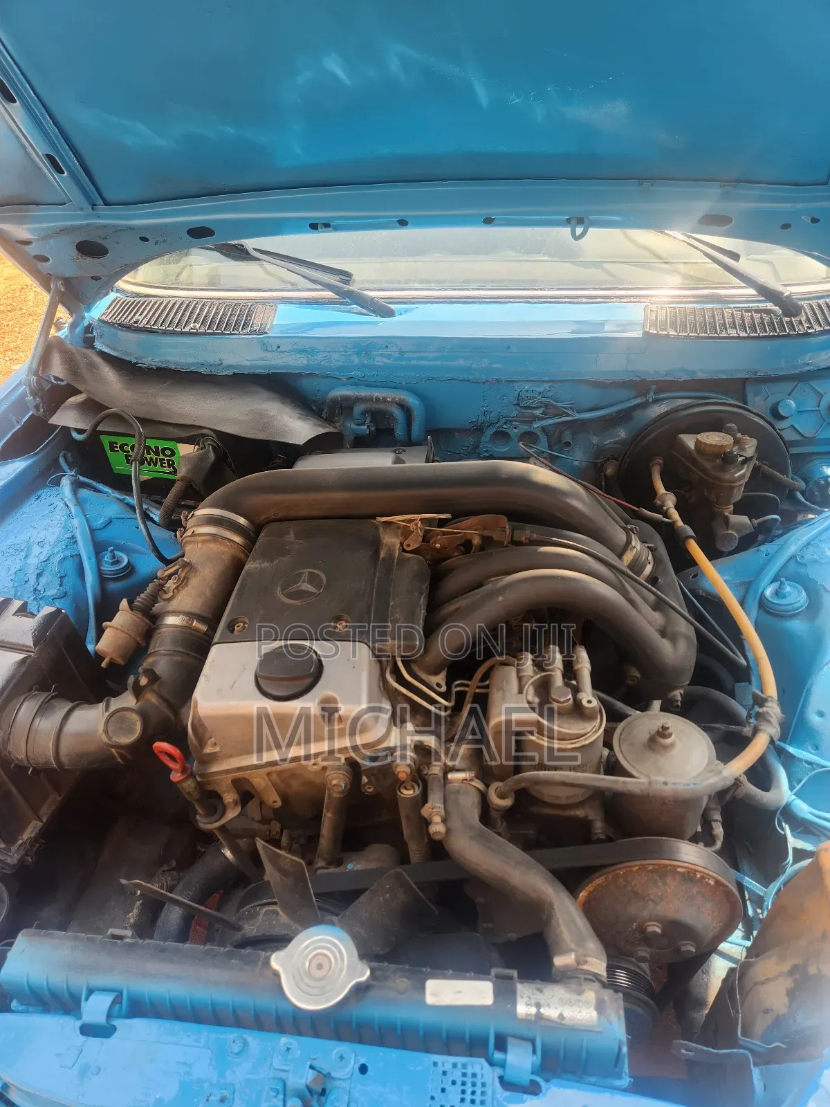 Mercedes-Benz W123 1984 Blue