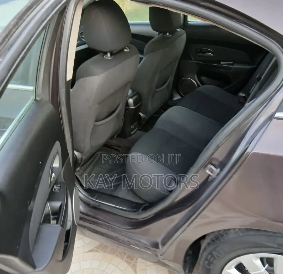Chevrolet Cruze 1LT 4dr Sedan (1.4L 4cyl Turbo 6M) 2014
