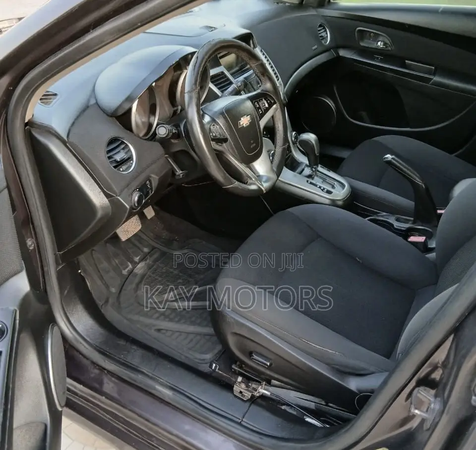 Chevrolet Cruze 1LT 4dr Sedan (1.4L 4cyl Turbo 6M) 2014