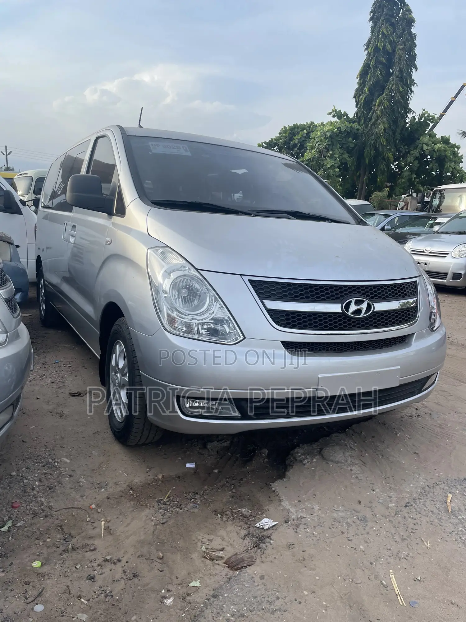Hyundai Starex 2014 Grey