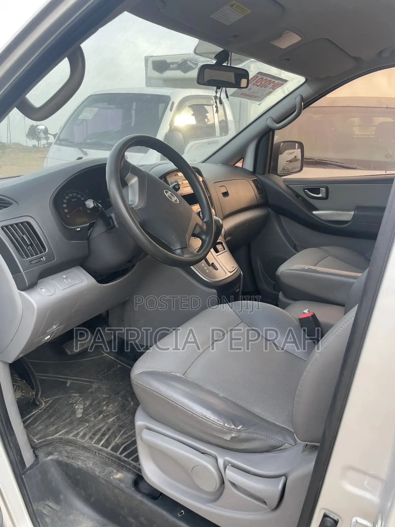 Hyundai Starex 2014 Grey