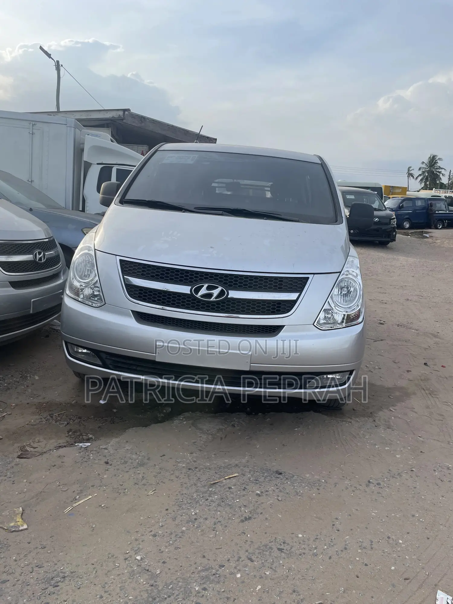Hyundai Starex 2014 Grey