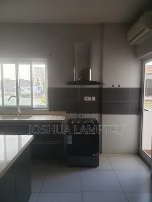 Furnished 3bdrm Apartment in Labone Estate, Coffee Shop Area for rent