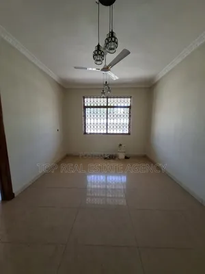 5bdrm Duplex in Ars, American House for rent