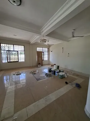 5bdrm Duplex in Ars, American House for rent