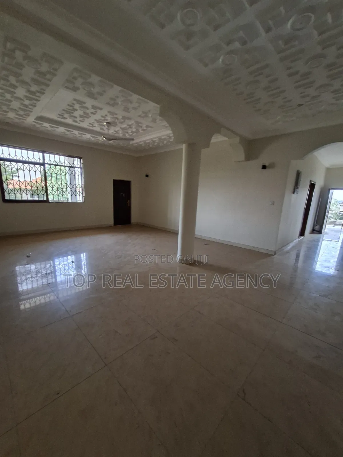 5bdrm Duplex in Ars, American House for rent