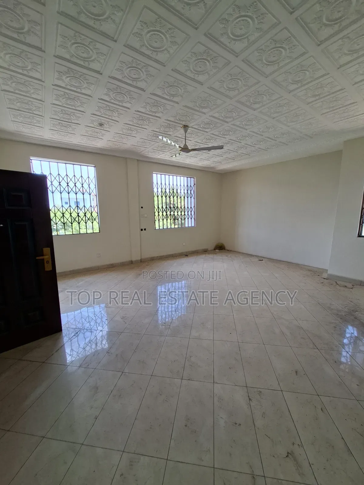 5bdrm Duplex in Ars, American House for rent