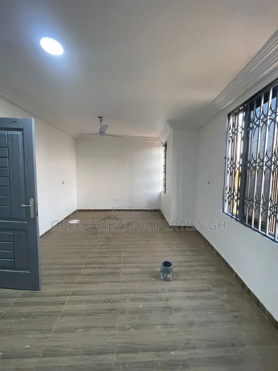 1bdrm Room & Parlour in West Hills Mall Area for rent