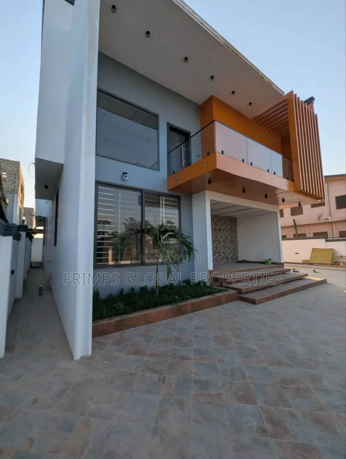 4bdrm House in Mile 7 for sale