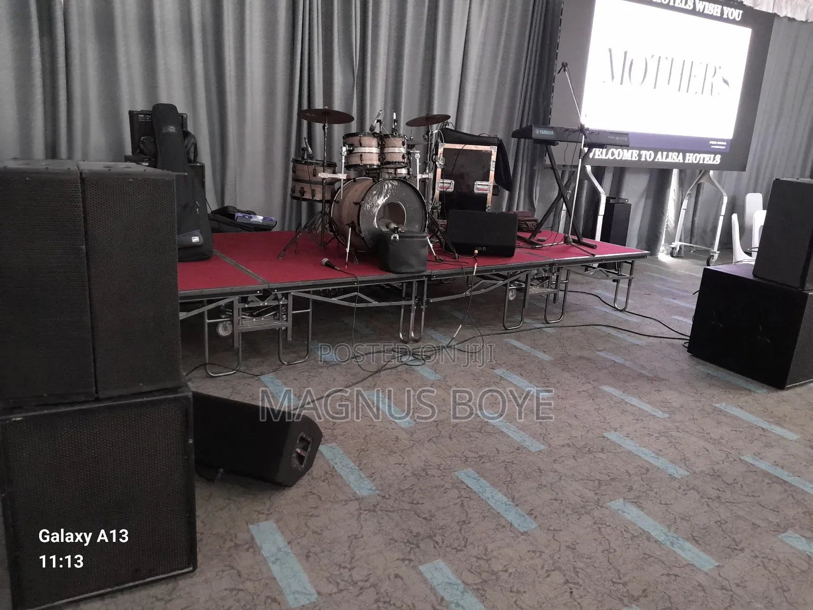 Live Band Music and Instument for Rentals