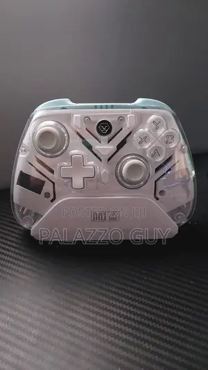 Wireless Controller With Wireless Charger