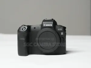 Canon Eos R + Canon Rf 24-105mm F4-7.1// 8months Warranty