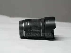 Canon Eos R + Canon Rf 24-105mm F4-7.1// 8months Warranty