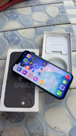Apple iPhone 13 128 GB Black