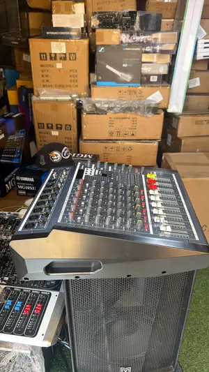 Yamaha Ya-602usb 6 Channel Powered Mixer