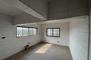 6bdrm House in New Gbawe for sale