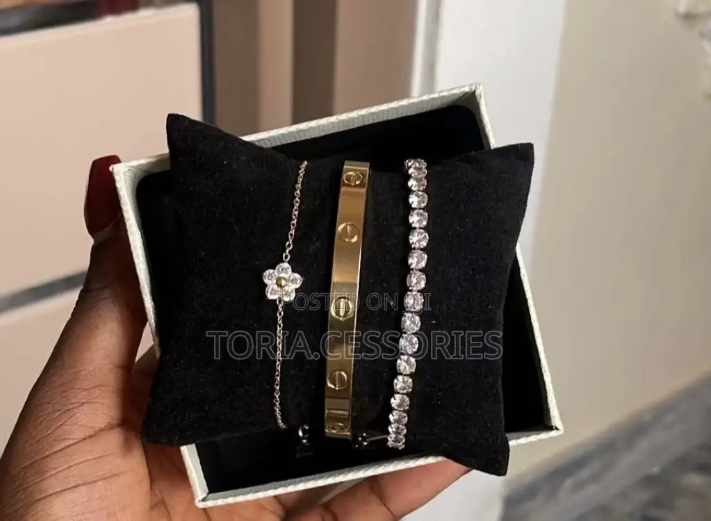 Bracelets Set