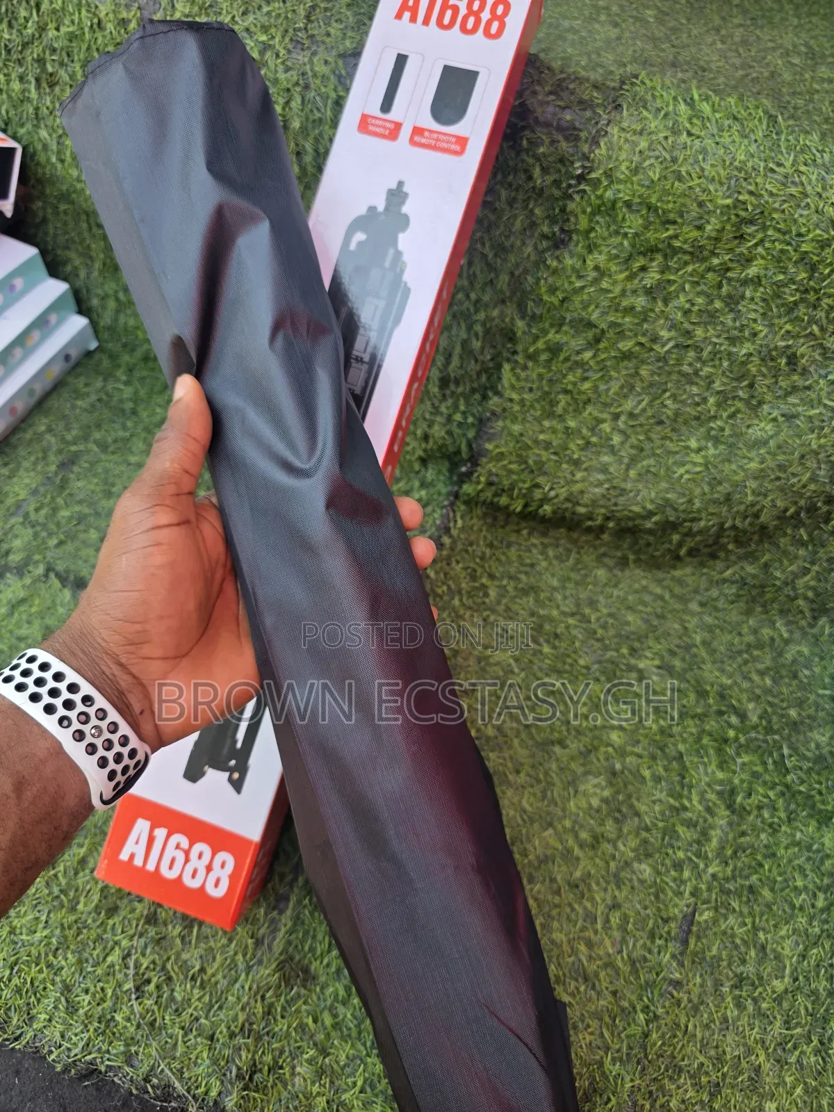 7ft Tripod With Bluetooth Shutter