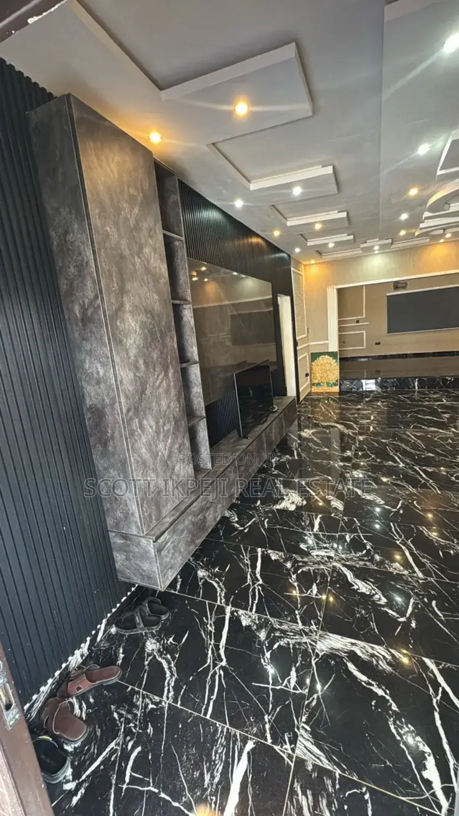 3bdrm Penthouse in Ofankor Jei River, New Market for sale