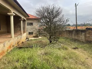7bdrm House in Richmoni Estate, Atwima Kwanwoma for sale