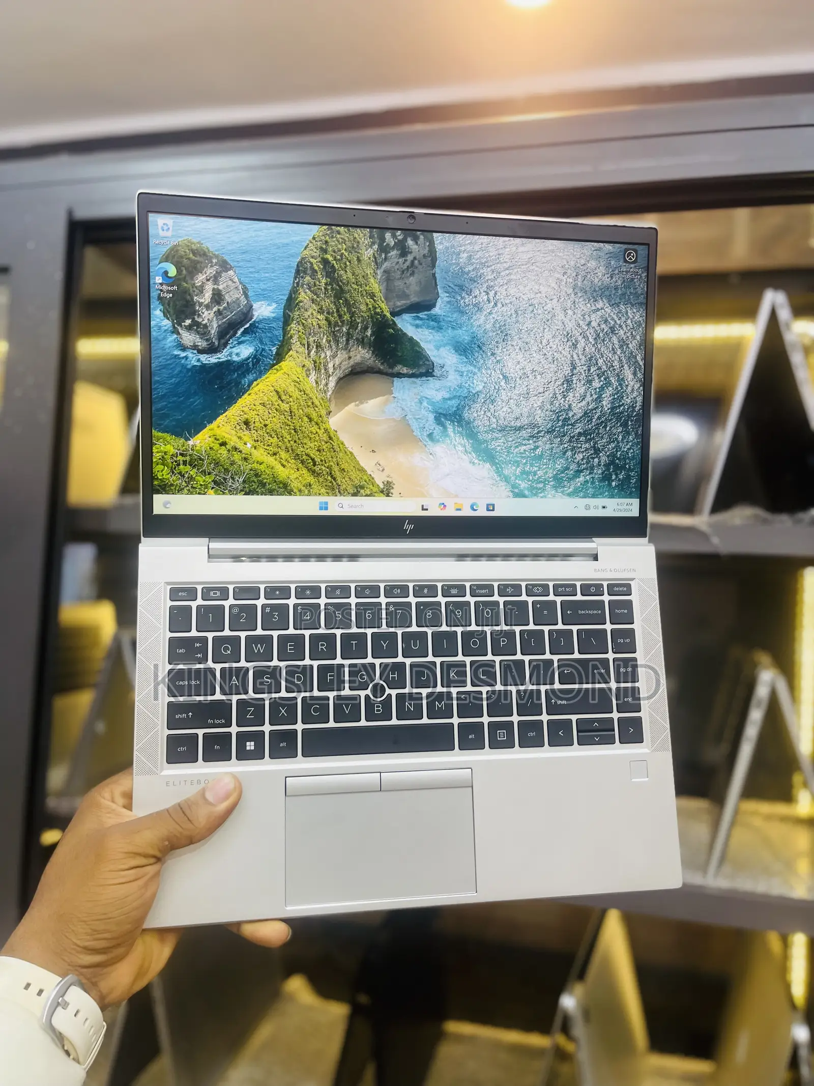 Laptop HP EliteBook 845 G8 16GB AMD Ryzen 5 SSD 256GB