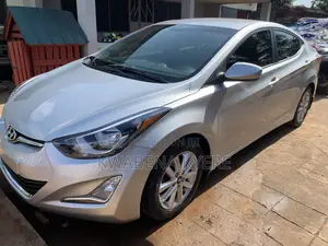Hyundai Elantra 2015 Silver