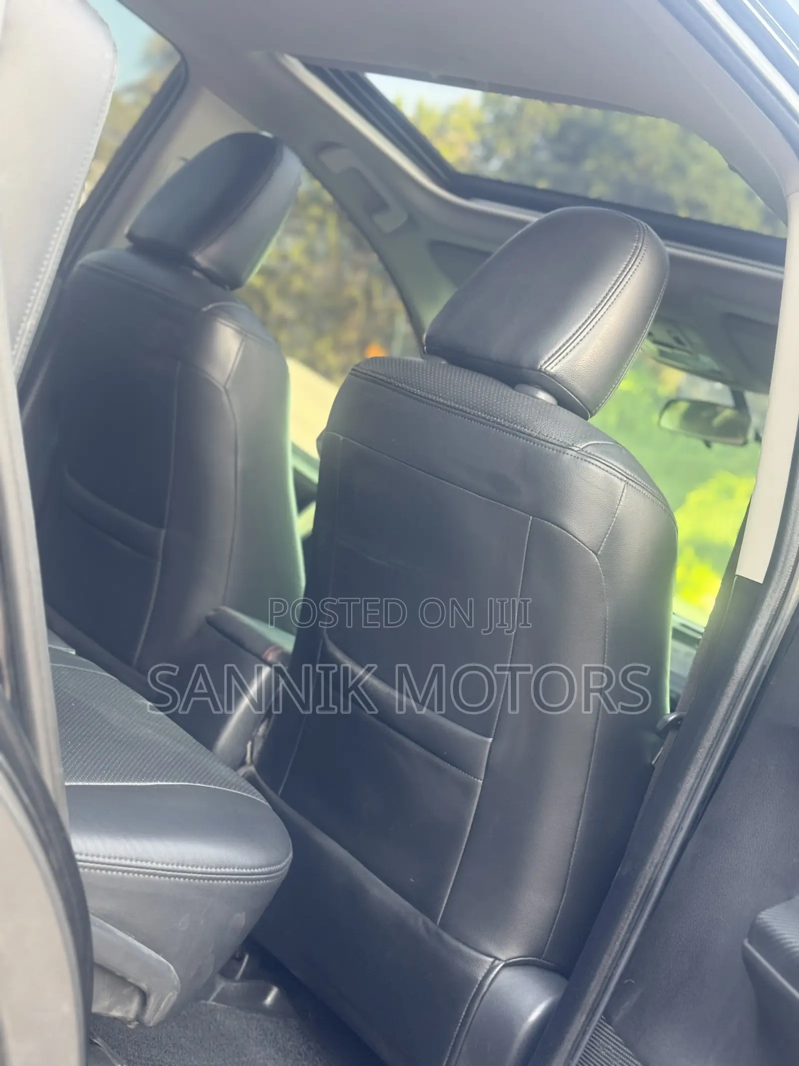 Toyota RAV4 Limited AWD (2.5L 4cyl 6A) 2016 Black