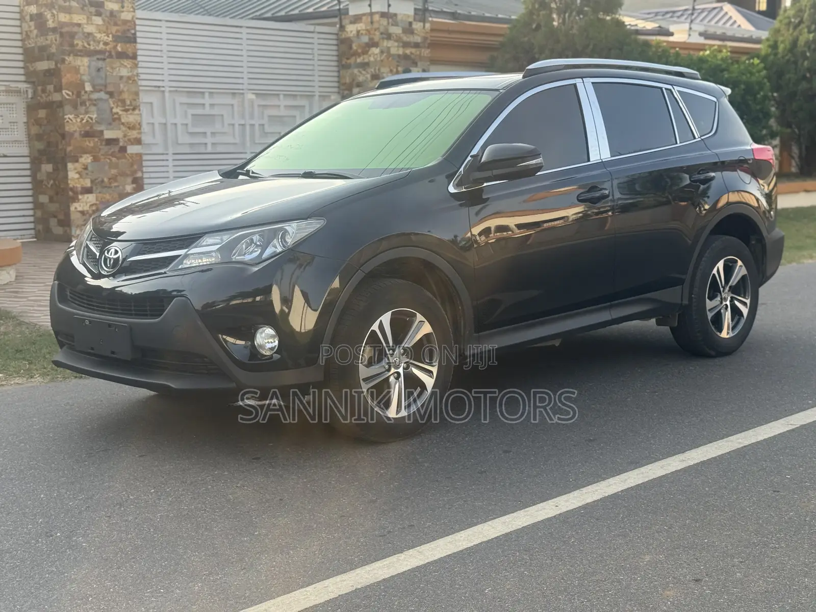 Toyota RAV4 Limited AWD (2.5L 4cyl 6A) 2016 Black