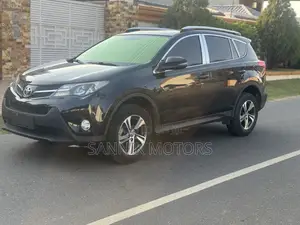 Toyota RAV4 Limited AWD (2.5L 4cyl 6A) 2016 Black