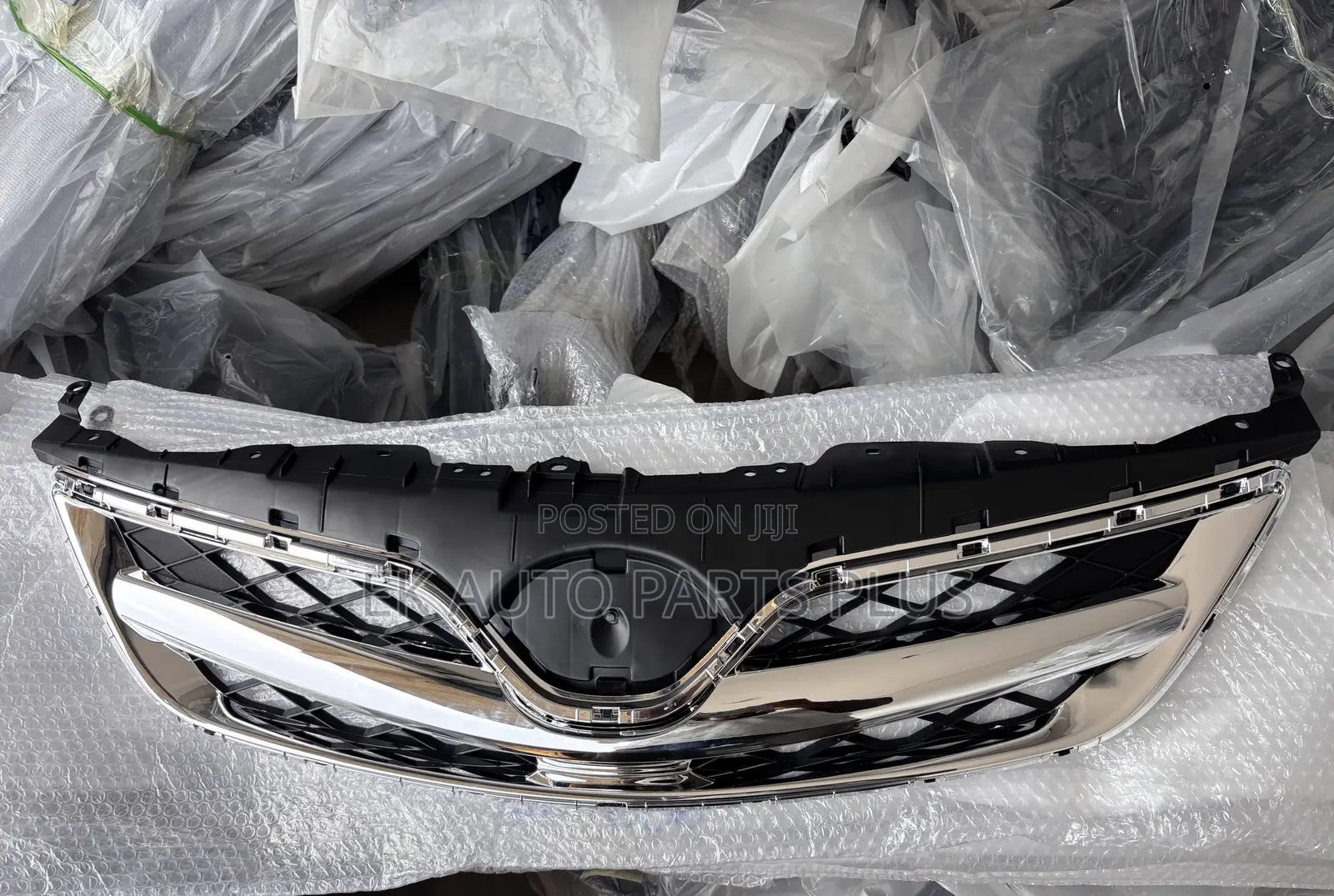 Toyota Corolla Top Grille/Shells 2011 2012 2013