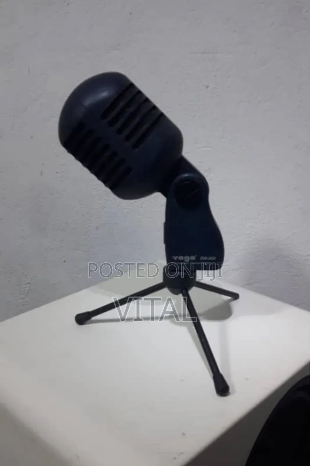 Yoga 868 Dynamic Microphone