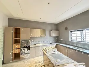 4bdrm House in Adjiriganor for rent