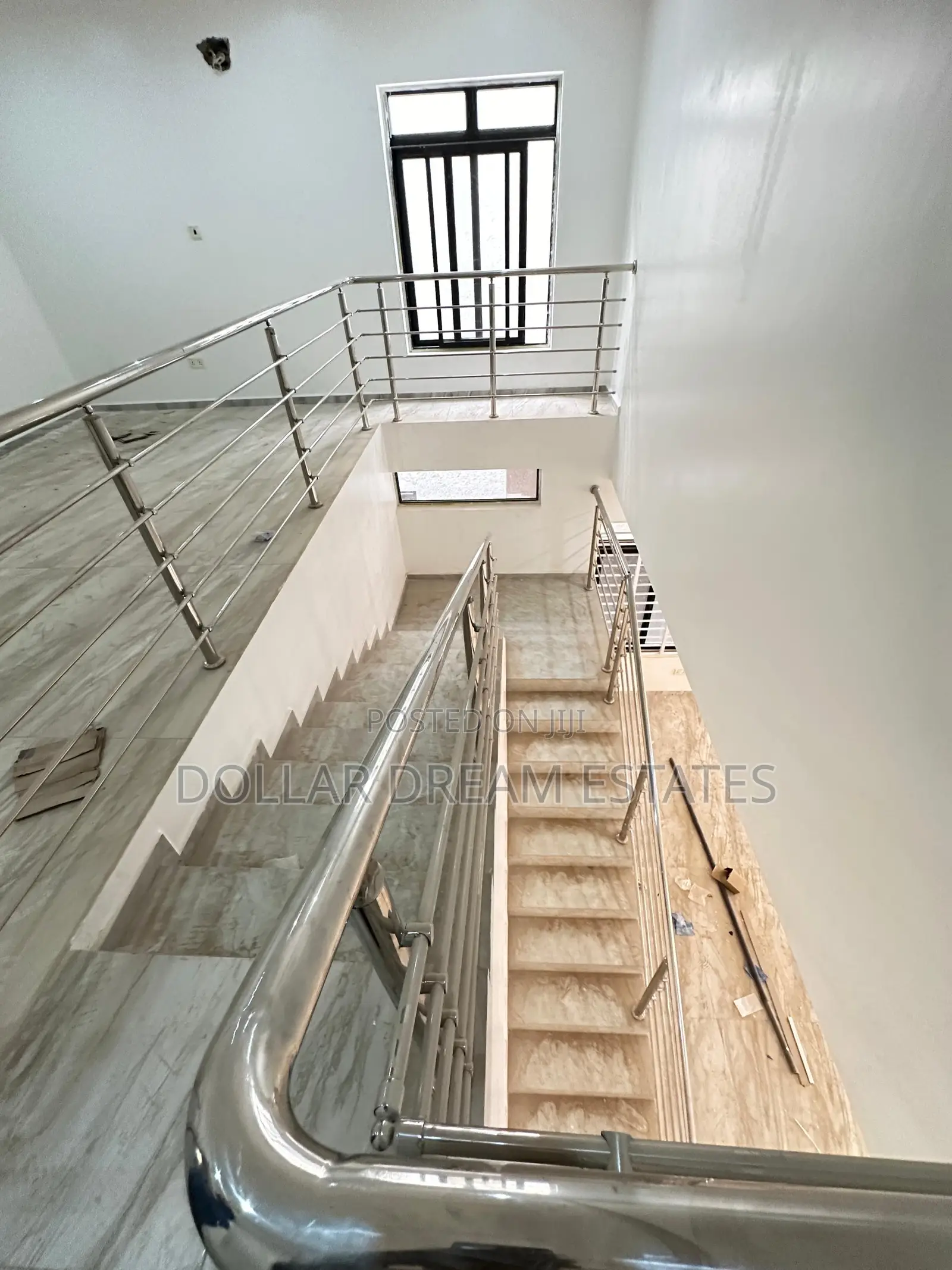4bdrm House in Adjiriganor for rent