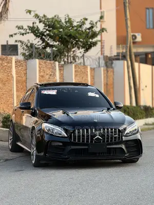 Mercedes-Benz C63 2016 Blue