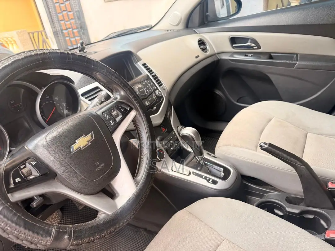 Chevrolet Cruze 2012